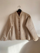 Ladda upp bild till gallerivisning, Vändbar quiltad jacka M/L
