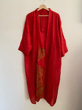 Ladda upp bild till gallerivisning, Sidenkimono ( One of a kind )
