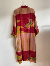Ladda upp bild till gallerivisning, Crepe Silk kimono ( One- of a - Kind)
