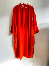 Ladda upp bild till gallerivisning, Crepe Silk kimono ( One- of a - Kind)
