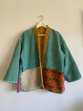 Ladda upp bild till gallerivisning, Vintage kantha jacka
